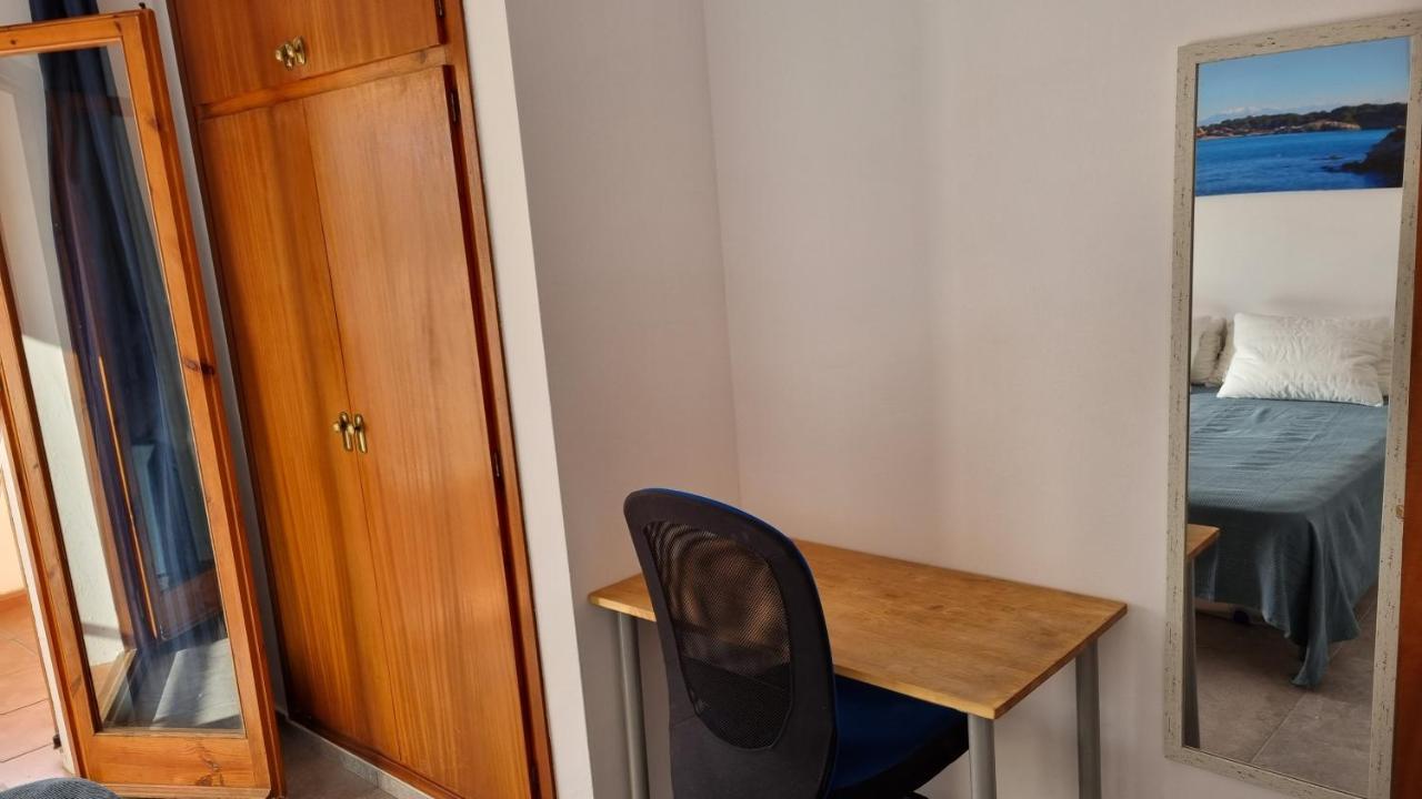 Apartamento Familiar Con Piscina Y Wifi L' Escala 외부 사진