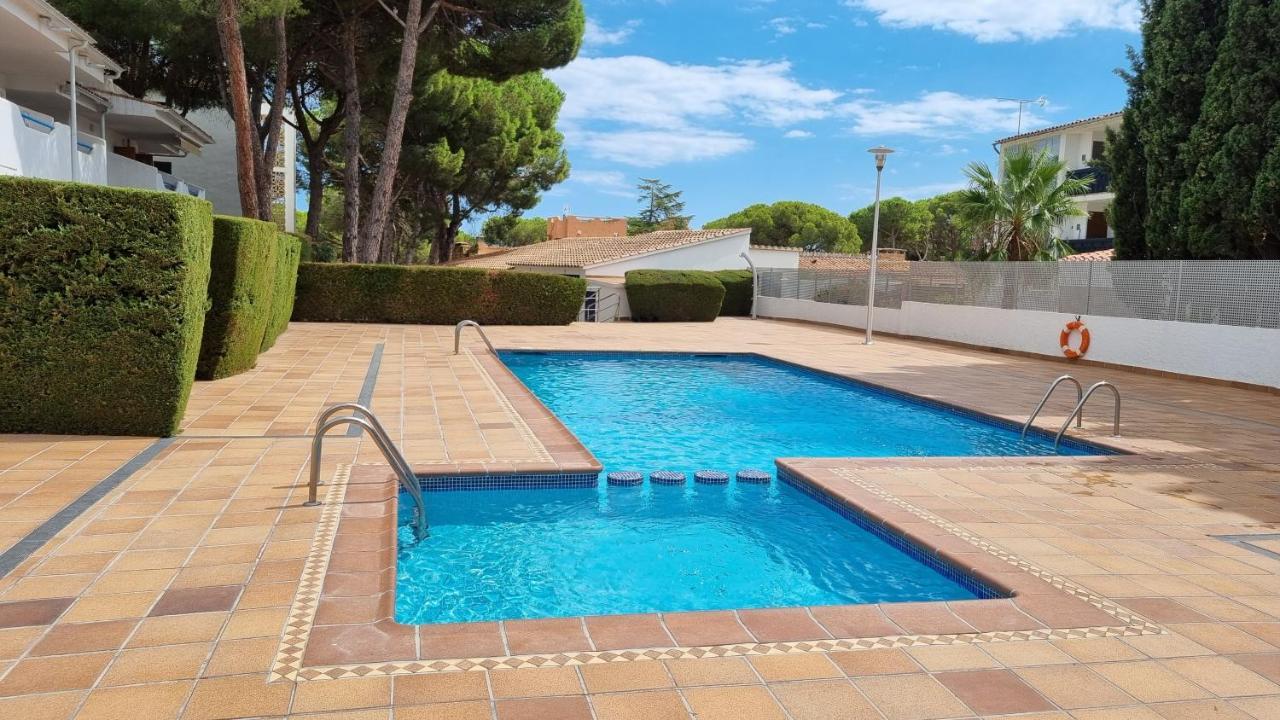 Apartamento Familiar Con Piscina Y Wifi L' Escala 외부 사진